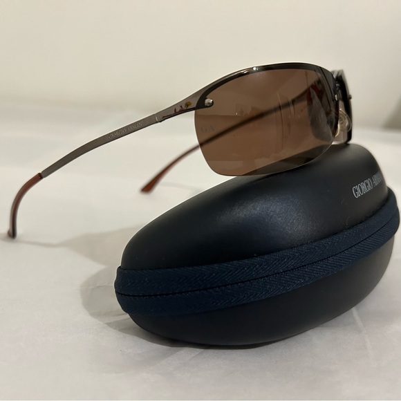 Giorgio Armani Sunglasses - Picture 16 of 17